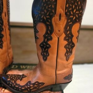 Old West western boots